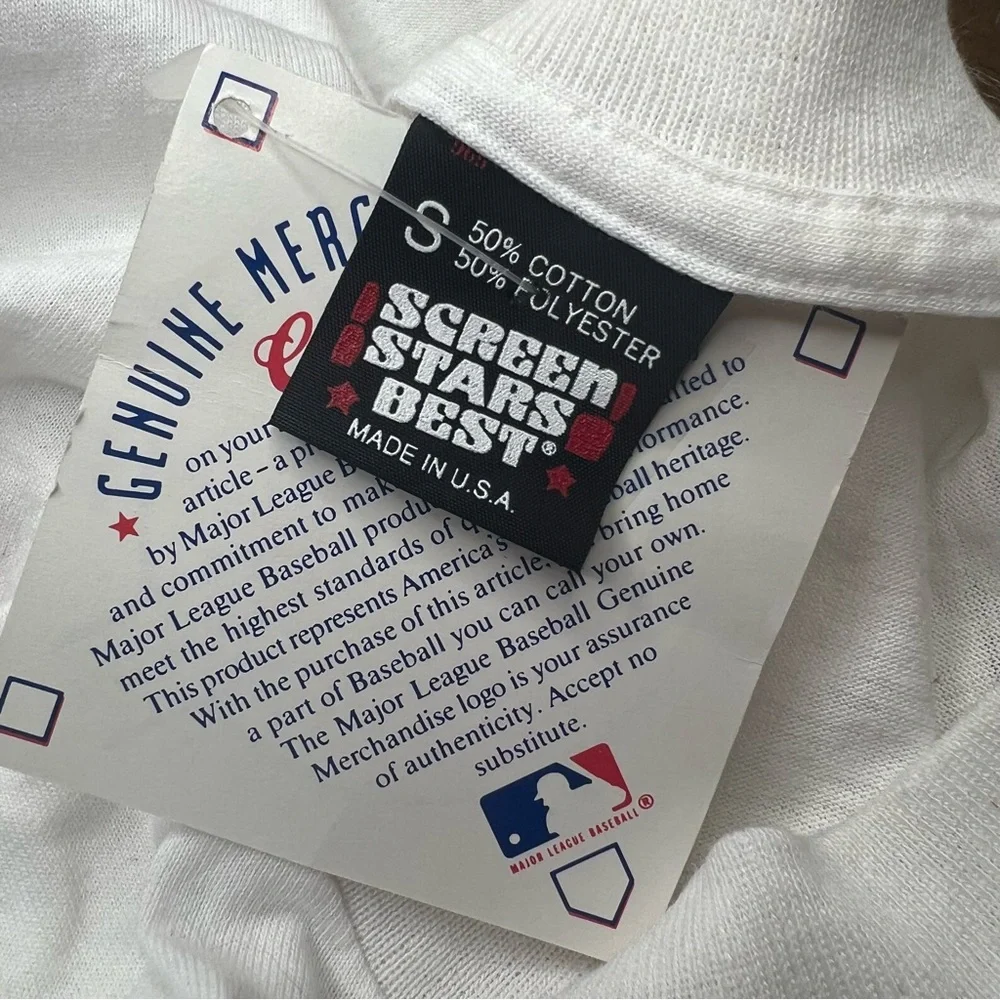Genuine Merchandise MLB Cincinnati Reds Paul O’Neill Short Sleeve T-Shirt - Picture 5 of 5